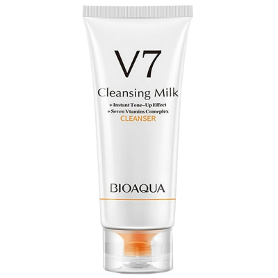 Очищаюча пінка для обличчя BIOAQUA V7 Cleansing Milk комплекс 7 вітамінів 100 г